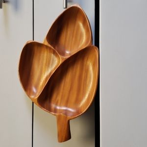 Leaf Shaped Organizer